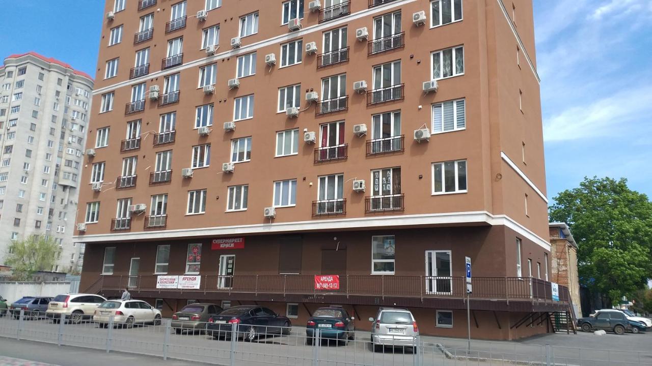 Новая Студия Вокзал Харьков-Пассажирский מראה חיצוני תמונה